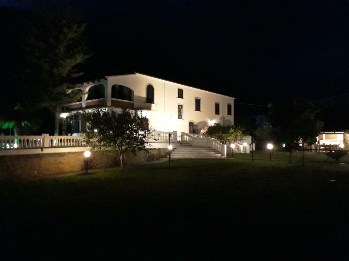 Appartamento In Villa Venezuela Piano Terra Porto di Maratea Kültér fotó
